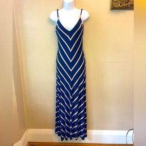 Matty M stretch knit chevron pattern maxi dress size S